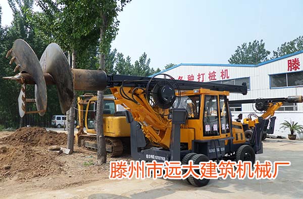 滕州91香蕉成人A片最新版官网小型旋挖機施工中